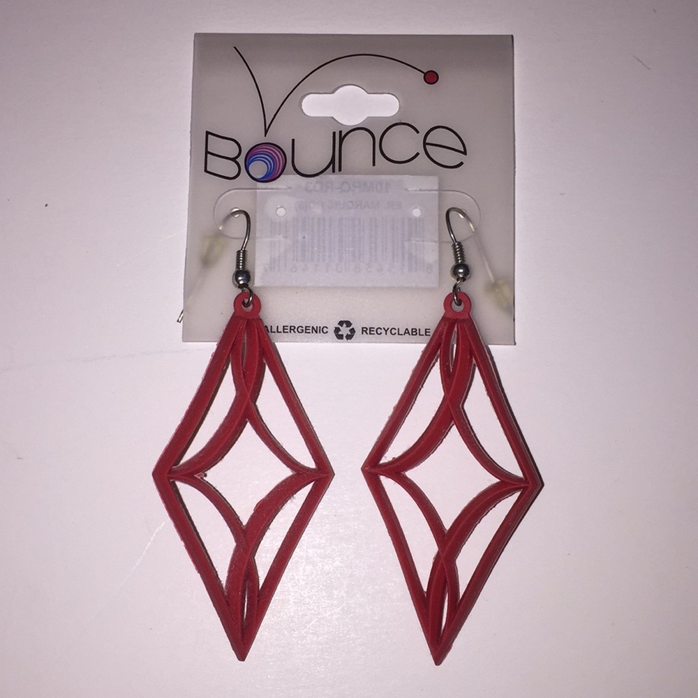Lightweight Marquis Red Earings